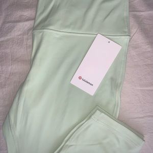 Lululemon Align HR Crop